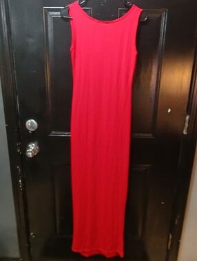 Women's "Fashion Nova" Red Bodycon Maxi Dress NWTS size Small